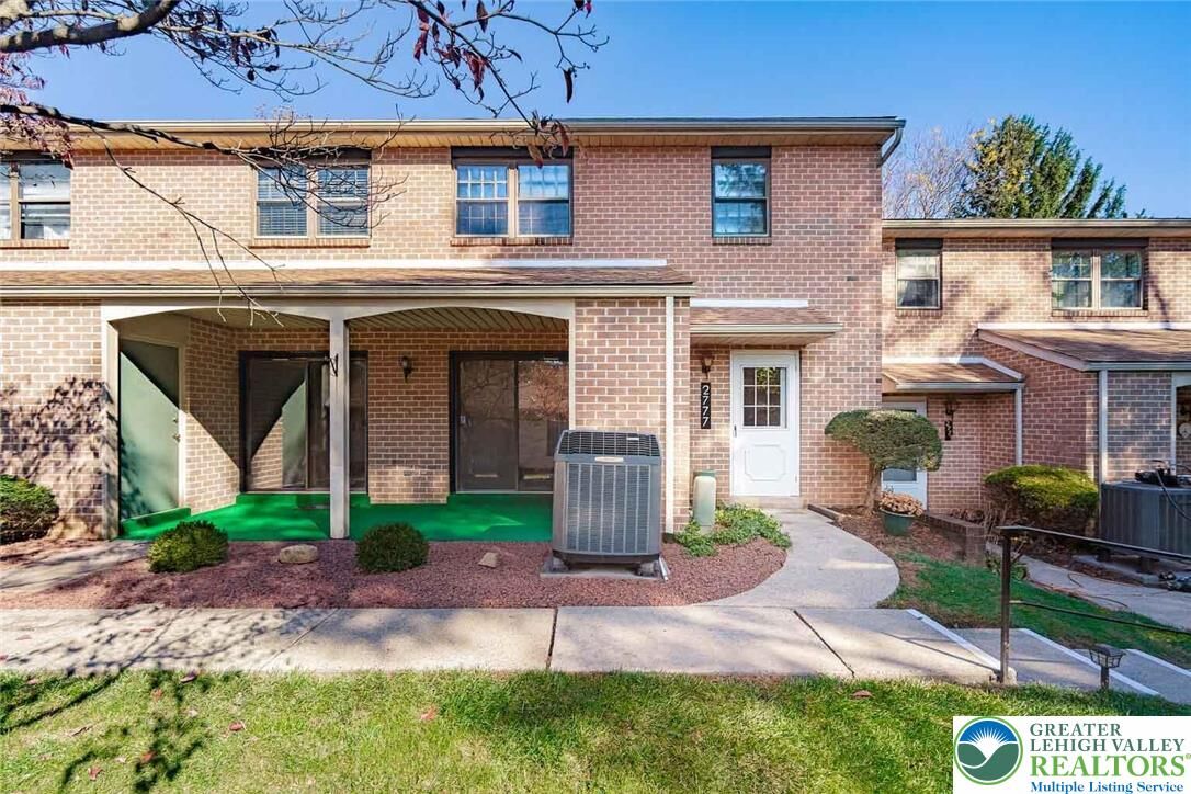 Property Photo:  2777 Springhaven Place  PA 18062 