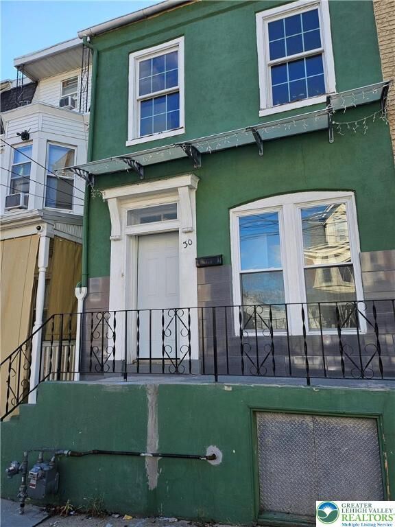 Property Photo: 30 N 2nd Street 2 PA 18101
