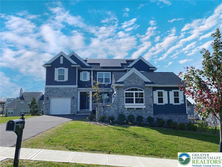 477 Newlins Road E  Easton PA 18040 photo