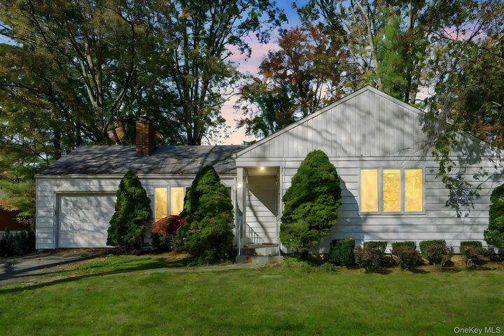 Property Photo:  52 Rogers Drive  NY 10804 