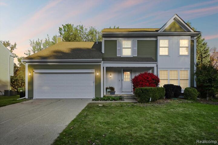 712 Whitney Drive  Rochester Hills MI 48307 2873 photo