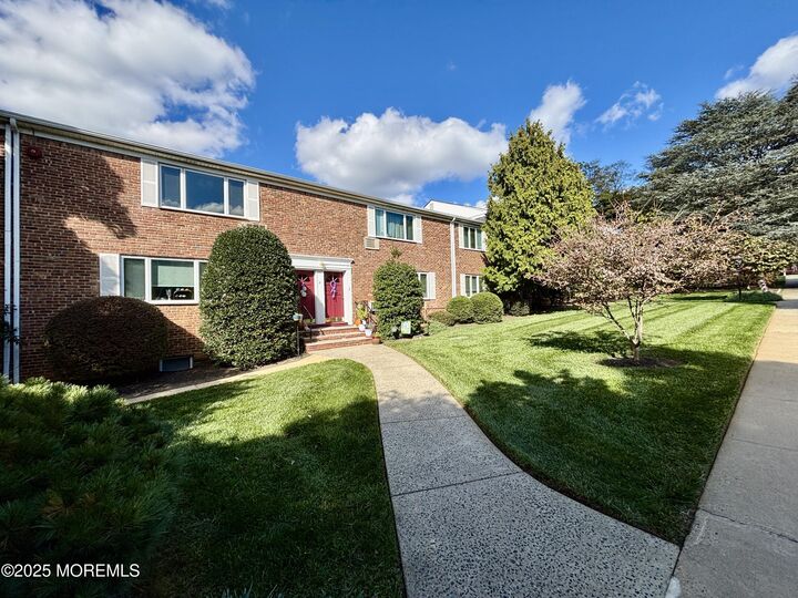 Property Photo:  283 Spring Street 4C  NJ 07701