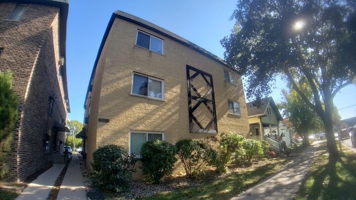 Property Photo: 1130 Dunlop Avenue 2C IL 60130