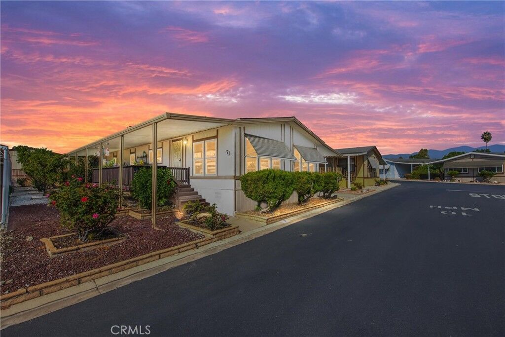 Property Photo: 2598 Ayala Dr 71 CA 92377