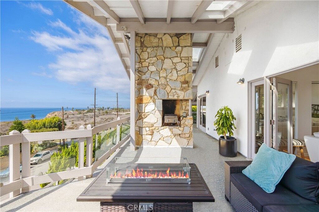 Property Photo:  1468 W 37th  CA 90731 