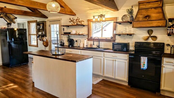 Property Photo:  10 Wood Duck Way  ME 04462 