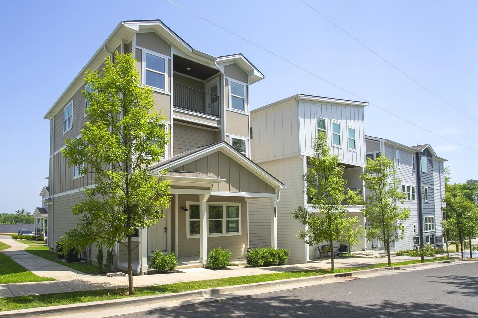 Property Photo:  1133 Lawrence Ave  TN 37115 