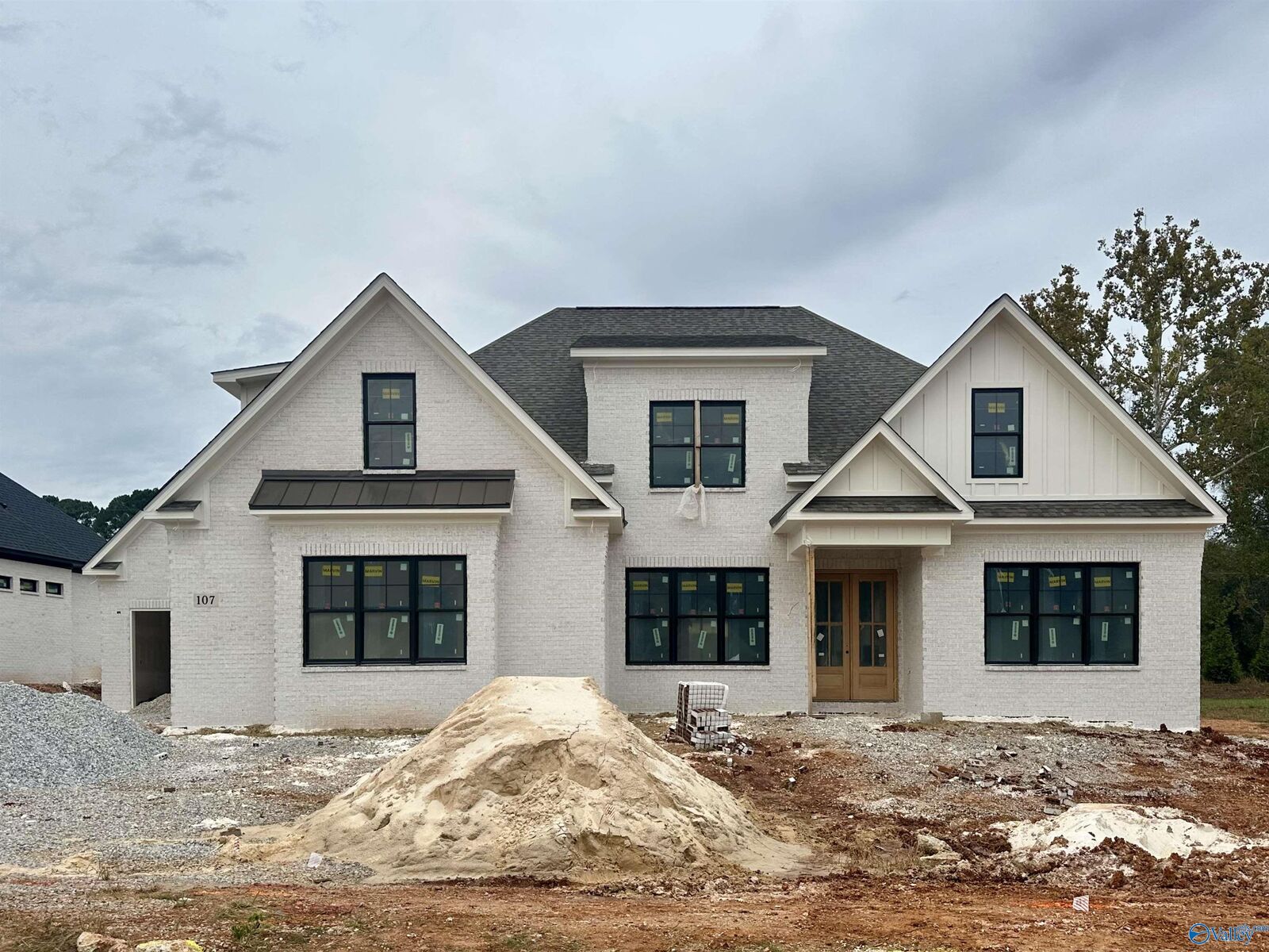 Property Photo:  107 Mill Springs Lane  AL 35811