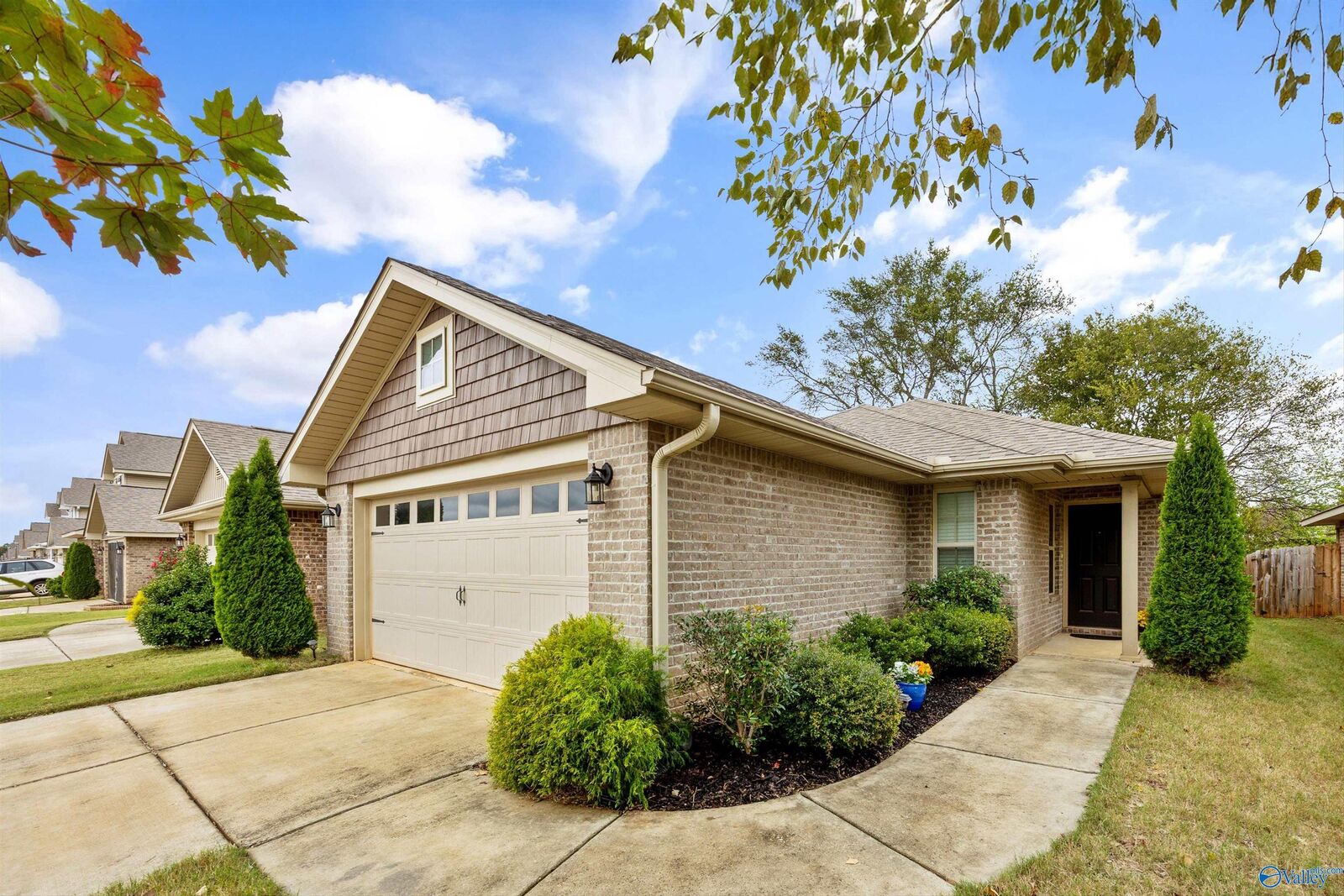 Property Photo:  186 Tybee Drive  AL 35756