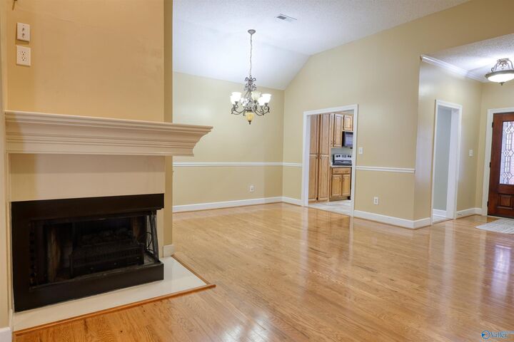 Property Photo:  512 Sussex Drive  AL 35824