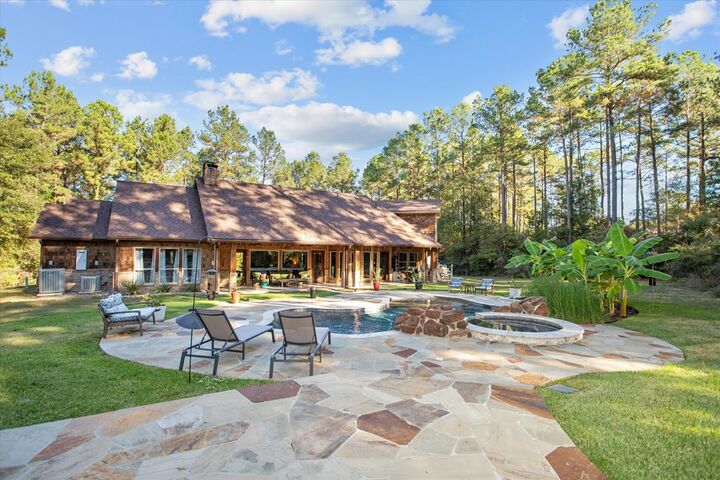 Property Photo: 355 Amber Wood TX 75904