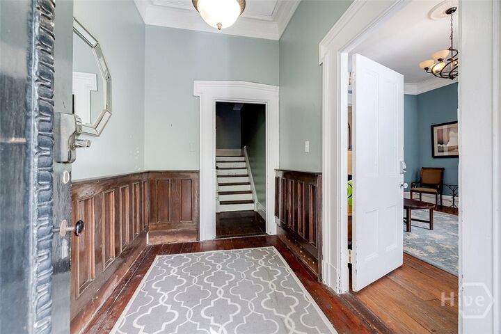 Property Photo:  28 E Taylor Street  GA 31401 