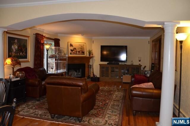 Property Photo:  442 Elbert  NJ 07446 