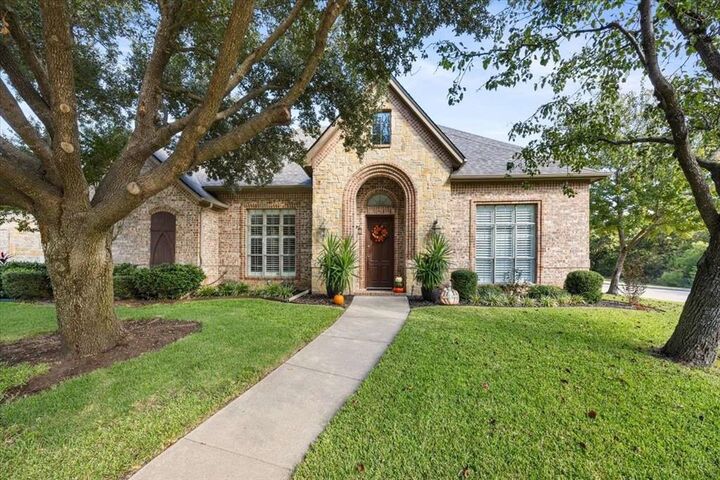 8200 Thornhill Drive  North Richland Hills TX 76182 photo