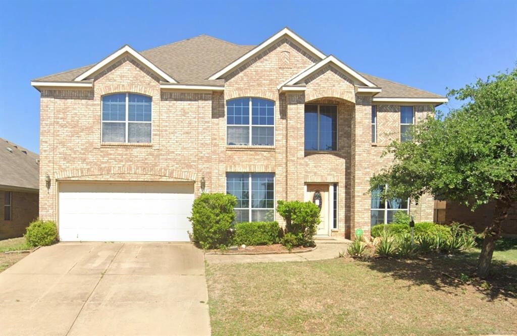 Property Photo:  851 Evergreen Lane  TX 76028