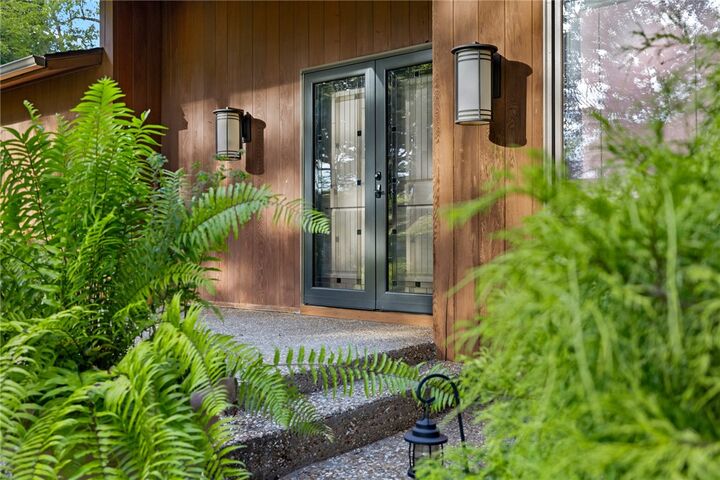 Property Photo:  4087 N 7 Highway  AR 72601 