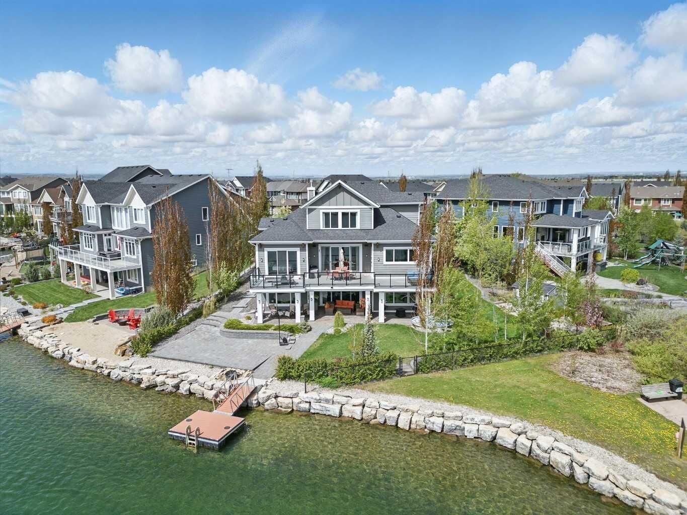 Property Photo:  129 Auburn Sound Point SE  AB T3M 0R9 