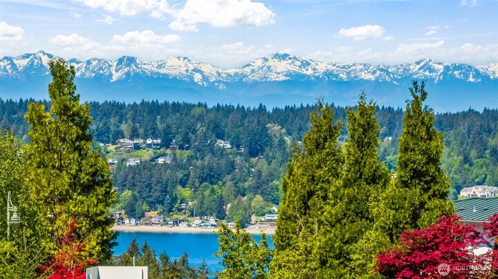 12221  58th Avenue  Gig Harbor WA 98332 photo