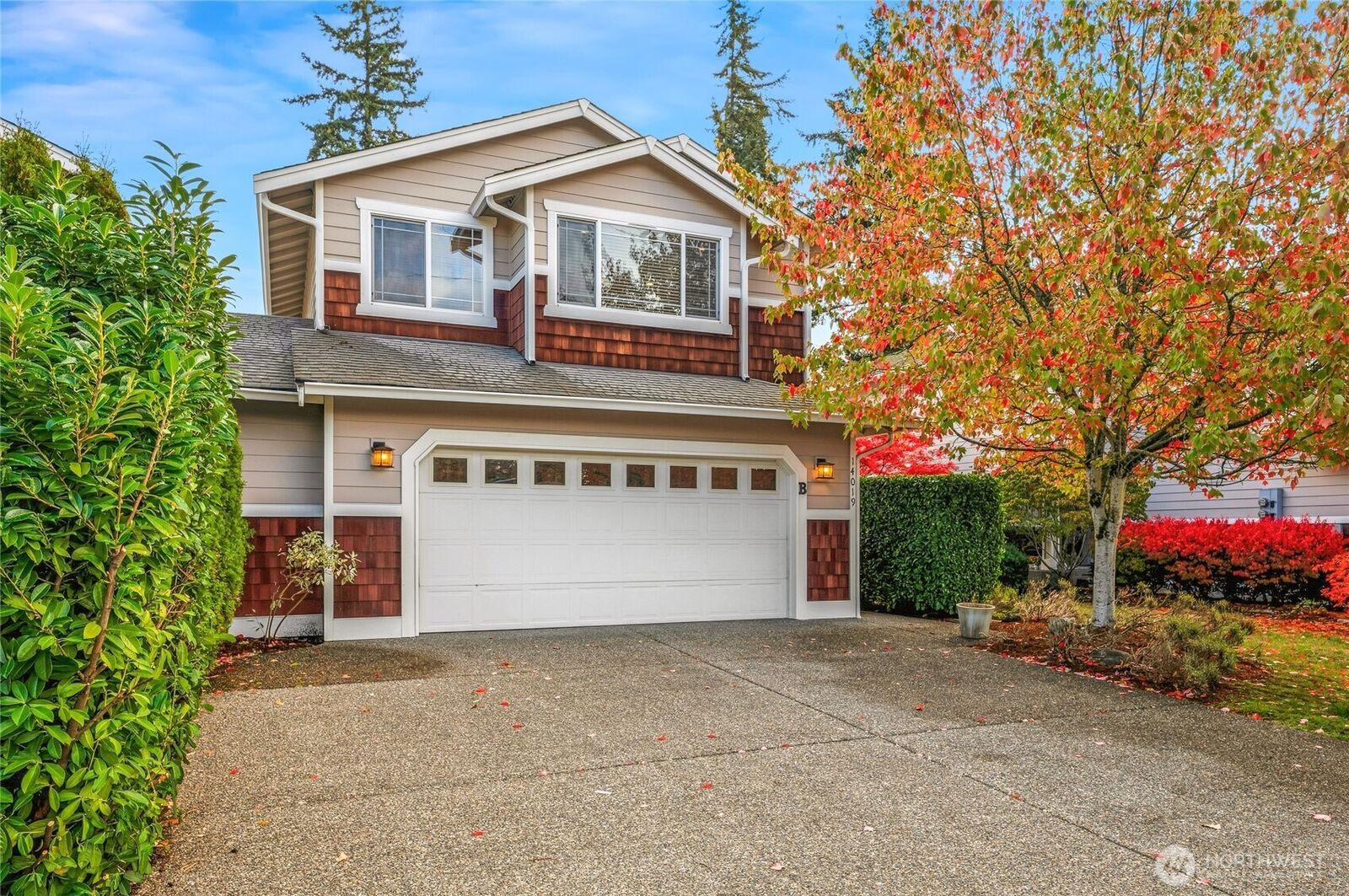 Property Photo:  14019  52nd Avenue W B  WA 98026