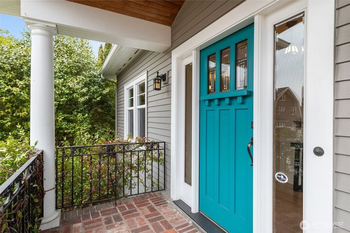 Property Photo:  3116 S Bayview Street  WA 98144 