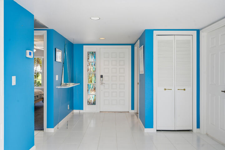 Property Photo: 5598 Kiowa Circle FL 33437