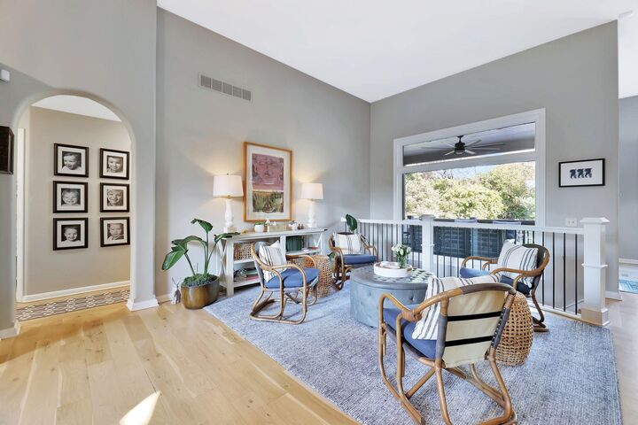 Property Photo:  9 N Stagecoach Ct  KS 67230 