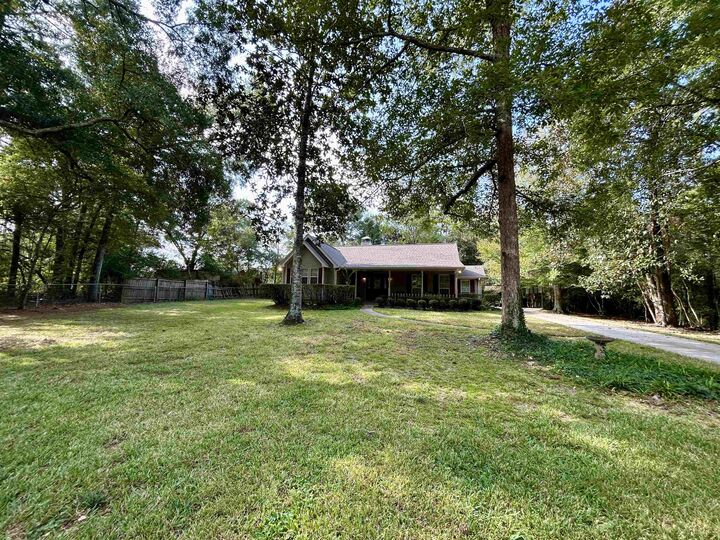 Property Photo:  105 Fuller  TX 77656 