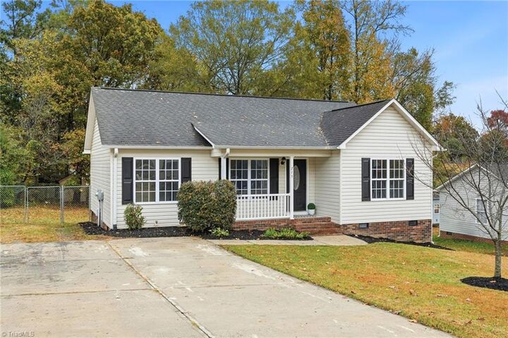 Property Photo: 715 Dillon Street NC 27360