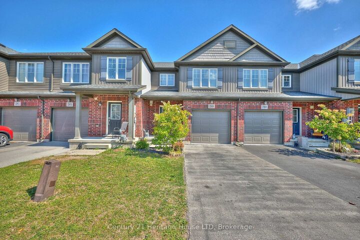 Property Photo: 289 Silverwood Avenue ON L3C 0B7