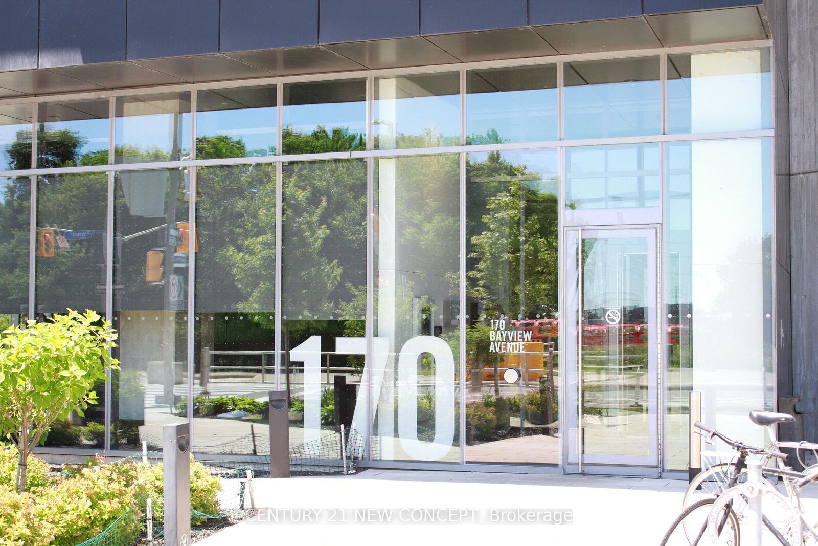 Photo de la propriété: 170 Bayview Avenue 1112 ON M5A 0M4