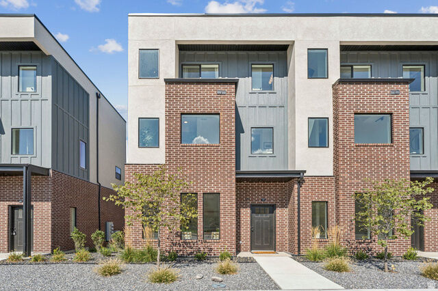 Property Photo: 256 N Main St UT 84010