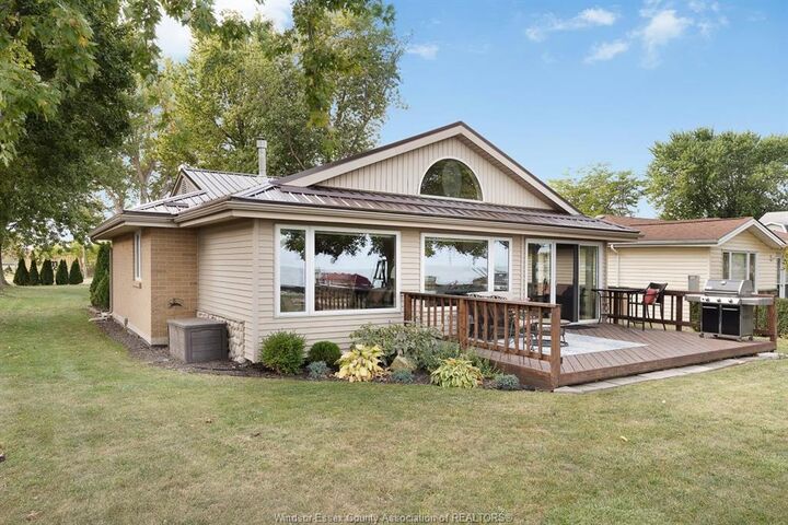 12670 Laforet Beach  Lakeshore ON N0R 1N0 photo