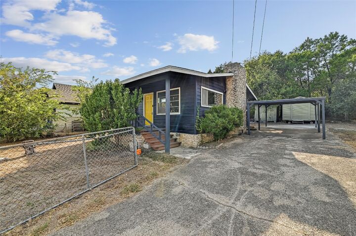 Property Photo:  10700 W Lakeview Drive  TX 78645 