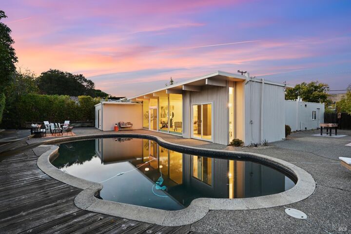 Property Photo: 711 Montecillo Road CA 94903