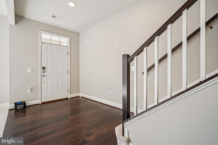 Property Photo: 2073 Alder Lane VA 22026