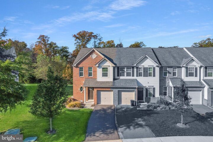 90 Sundance Drive  Hamilton NJ 08619 photo