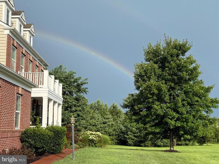 Property Photo:  15779 Berkhamstead Place  VA 20176 