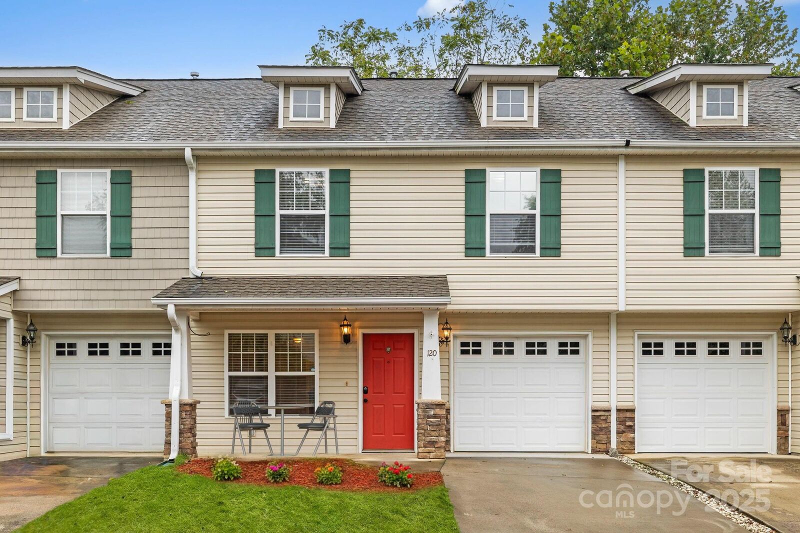 Property Photo:  120 Old Salem Court  NC 28732