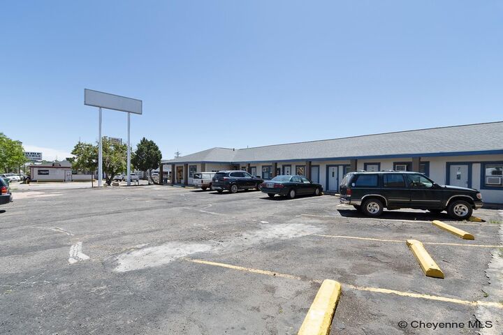 Property Photo:  600 Central Ave  WY 82007 