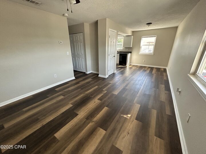 Property Photo: 3914 E 11th Street 403 FL 32404