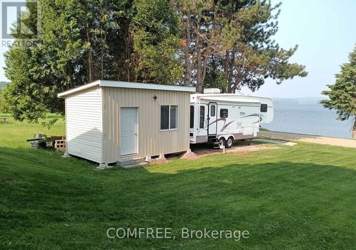 Photo de la propriété: 76 Lake Street ON K0J 2M0