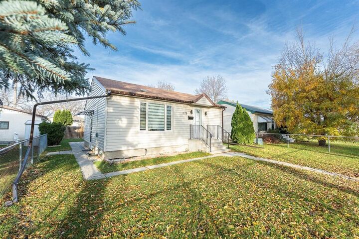 Property Photo:  1179 Magnus Avenue  MB R2X 0N7