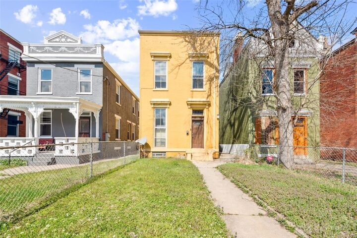 830 York Street  Cincinnati OH 45214 photo