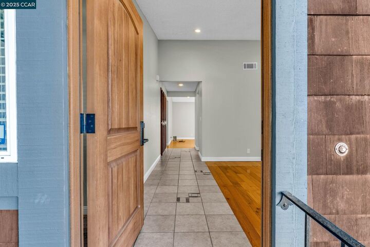 Property Photo:  2701 Colony View Pl  CA 94541