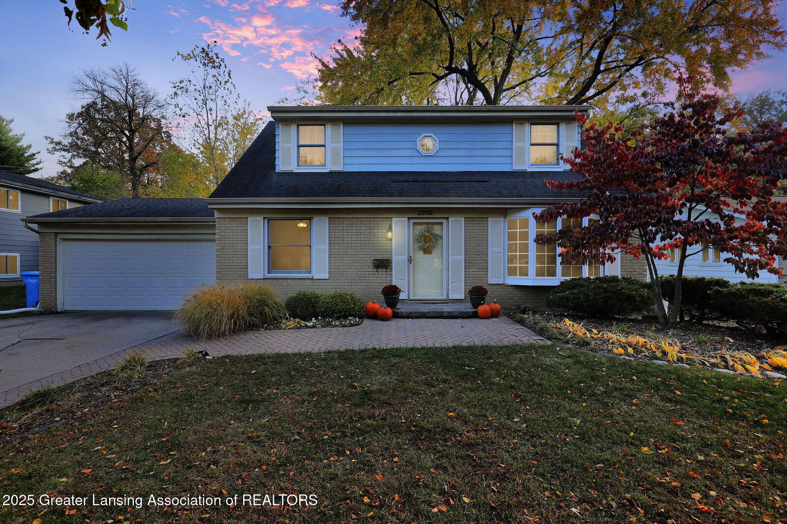 Property Photo:  2712 Montego Drive  MI 48912 