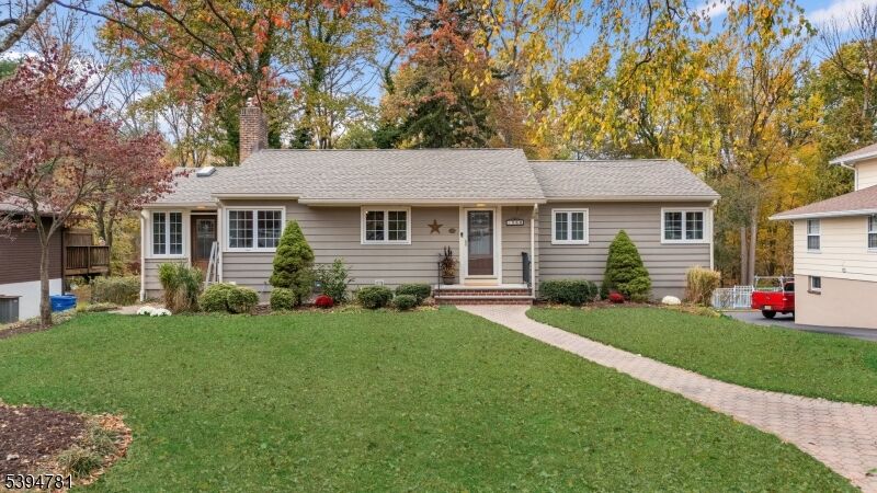 Property Photo:  568 Mountainview Ter  NJ 08812
