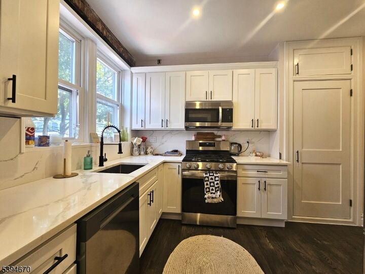 Property Photo:  30 The Cres 4  NJ 07042