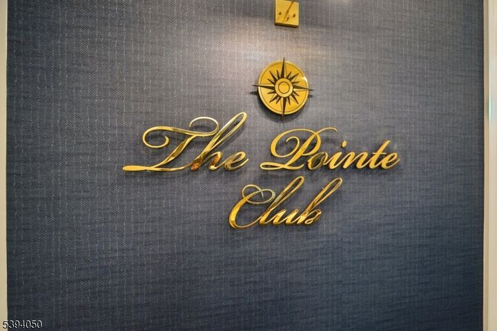 Property Photo:  5101 Pointe Gate Dr 101  NJ 07039 