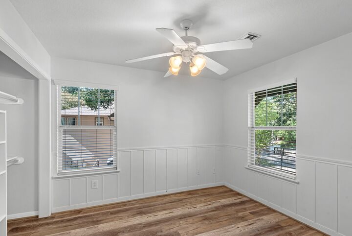 Property Photo: 15 Forest Perch Place TX 77382