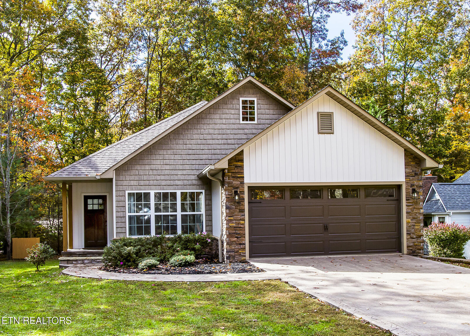 Property Photo: 15 Hickory Cove Lane TN 38558